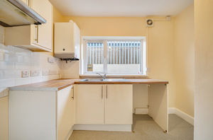 Kitchen (angle 2)- click for photo gallery